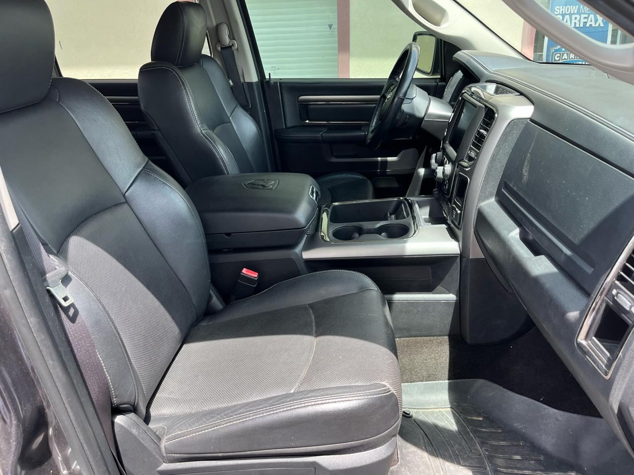RAM 1500 Sport Crew Cab SWB 2WD 2016