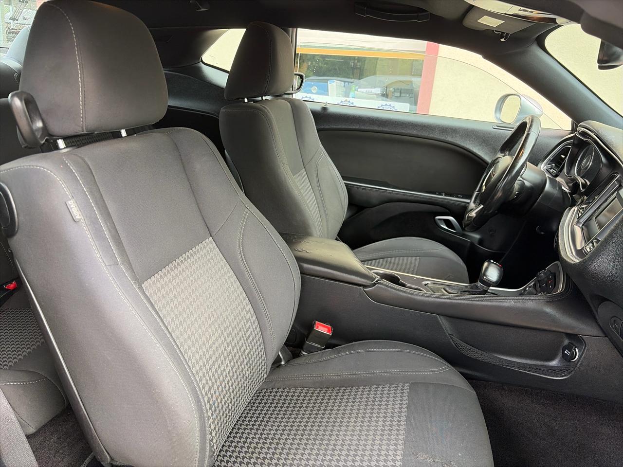 Dodge Challenger SXT 2016