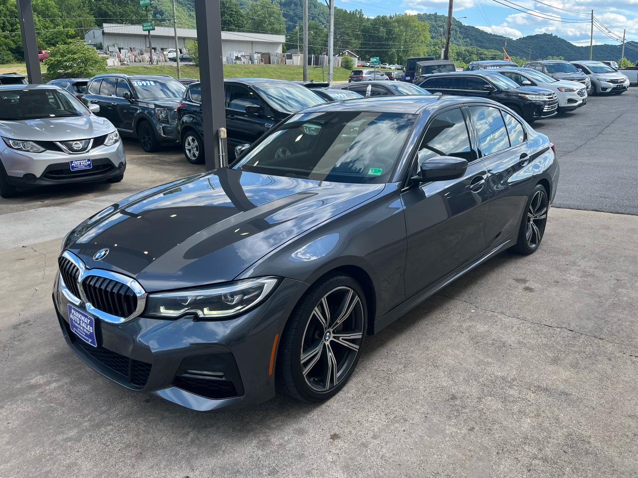 BMW 3-Series 330i xDrive 2020