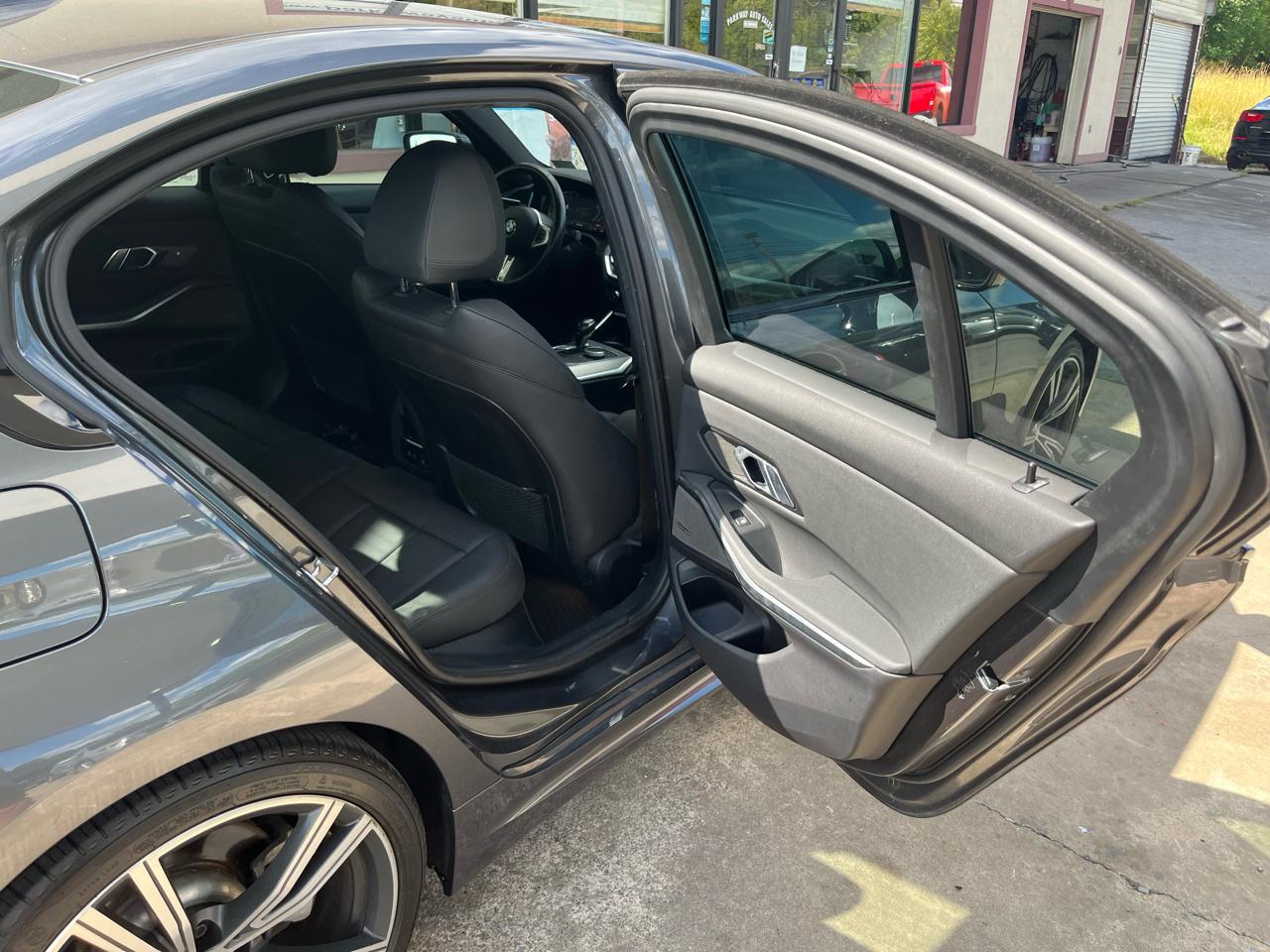 BMW 3-Series 330i xDrive 2020