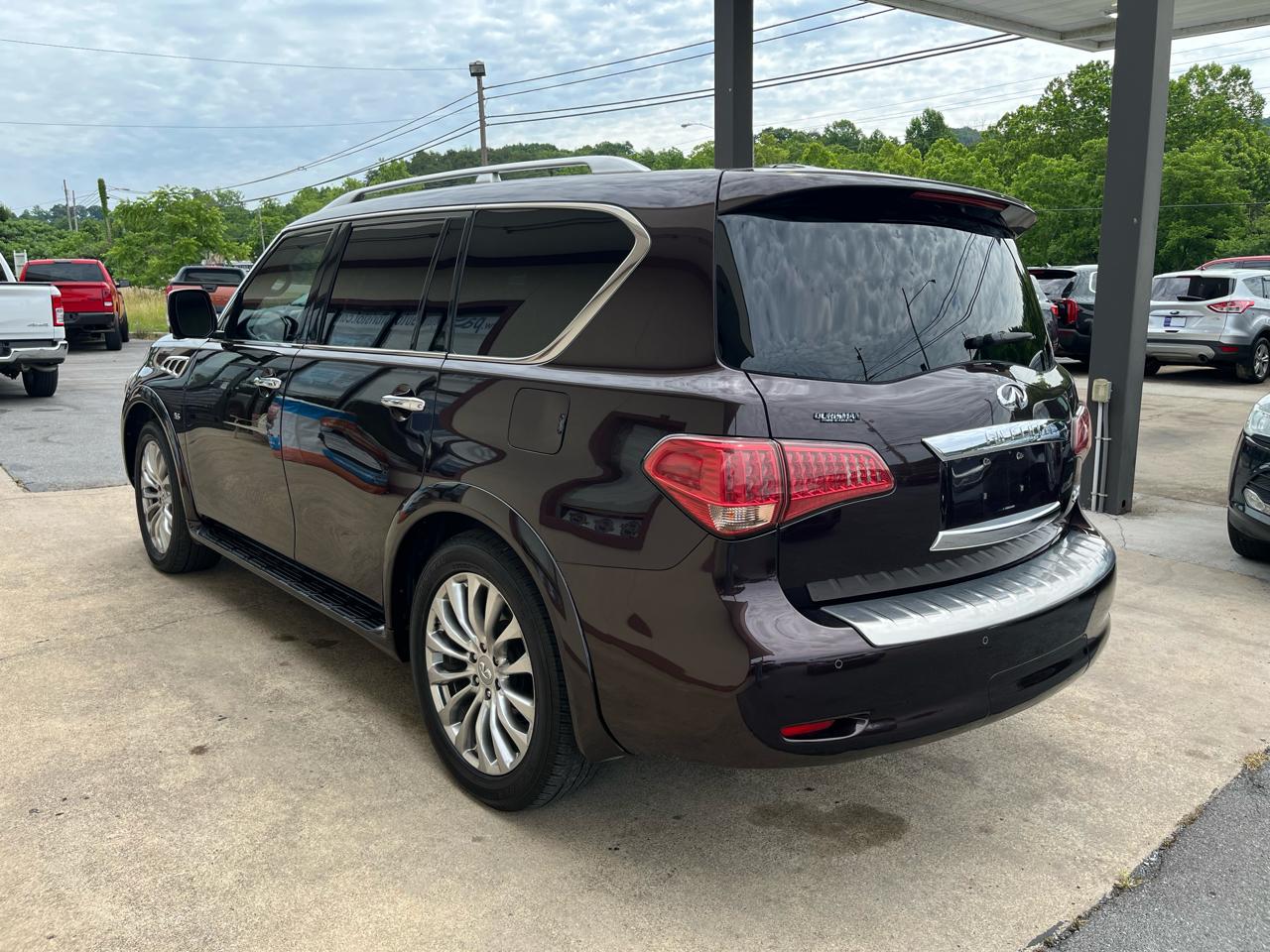 Infiniti QX80 4WD 2015