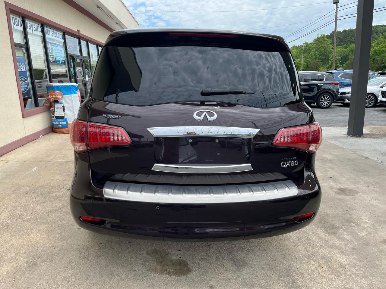 Infiniti QX80 4WD 2015