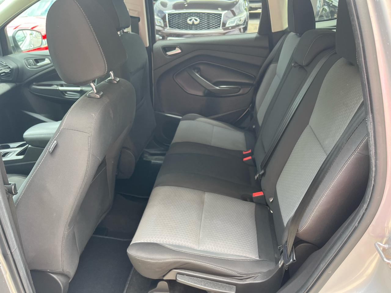 Ford Escape  2017