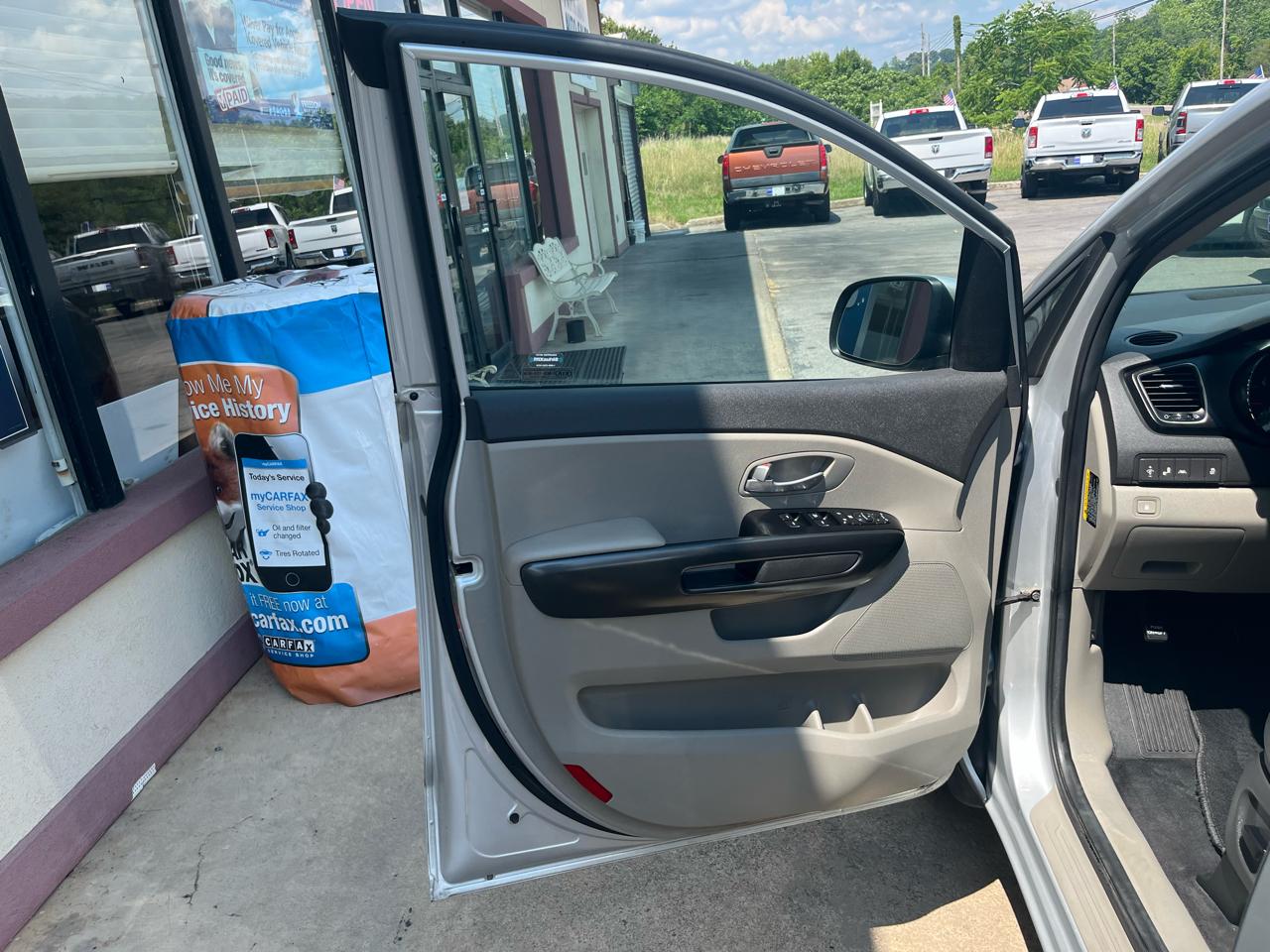 Kia Sedona LX 2018