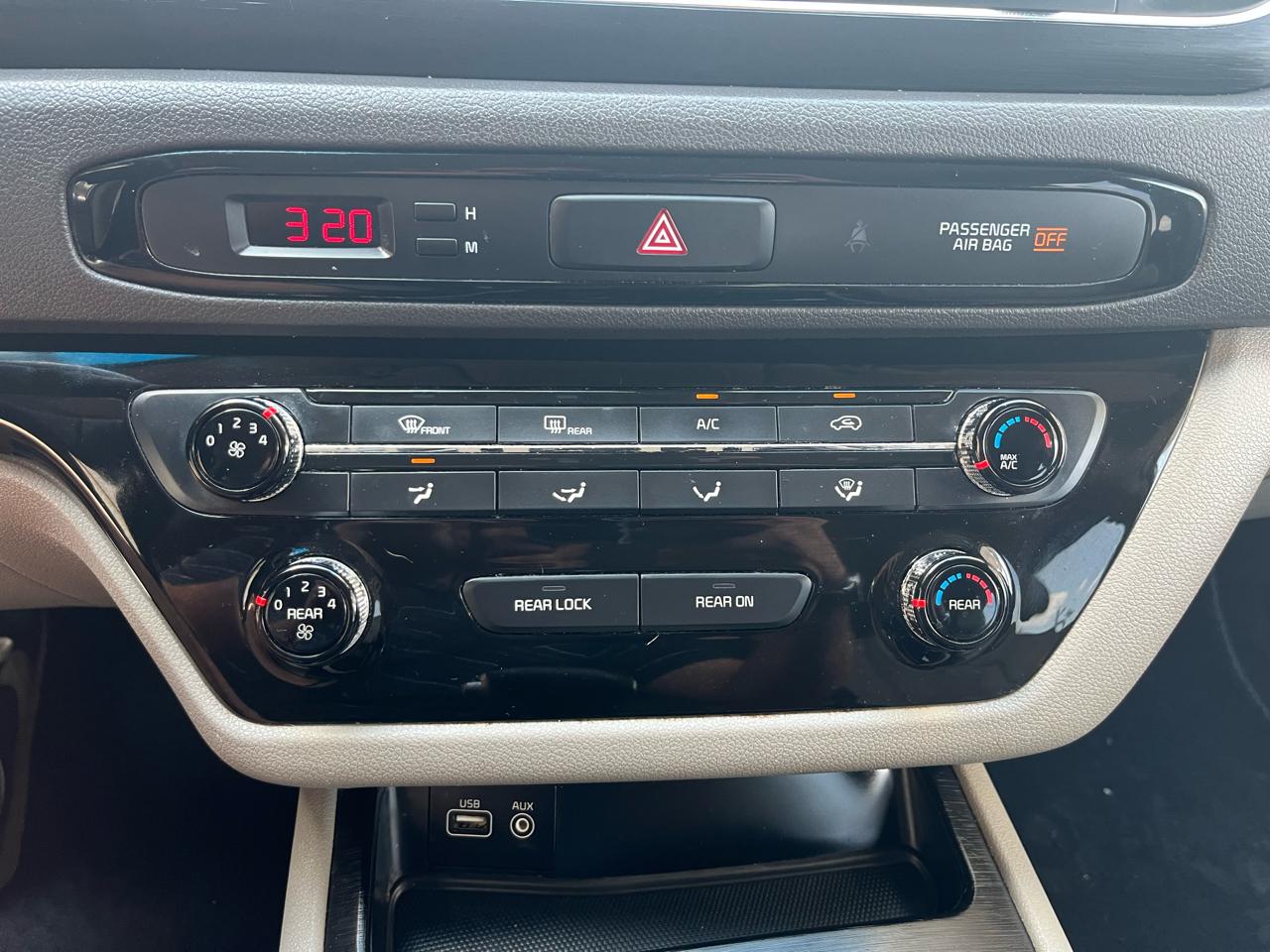 Kia Sedona LX 2018