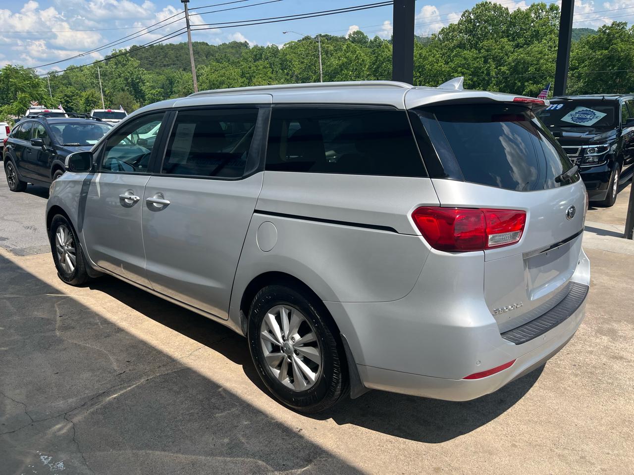 Kia Sedona LX 2018