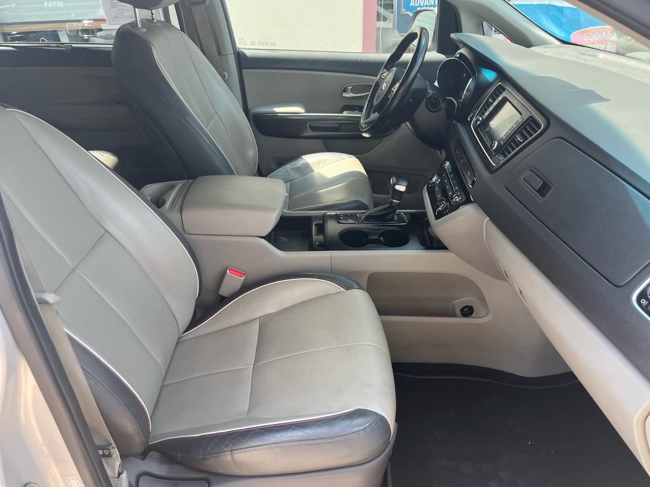 Kia Sedona LX 2018