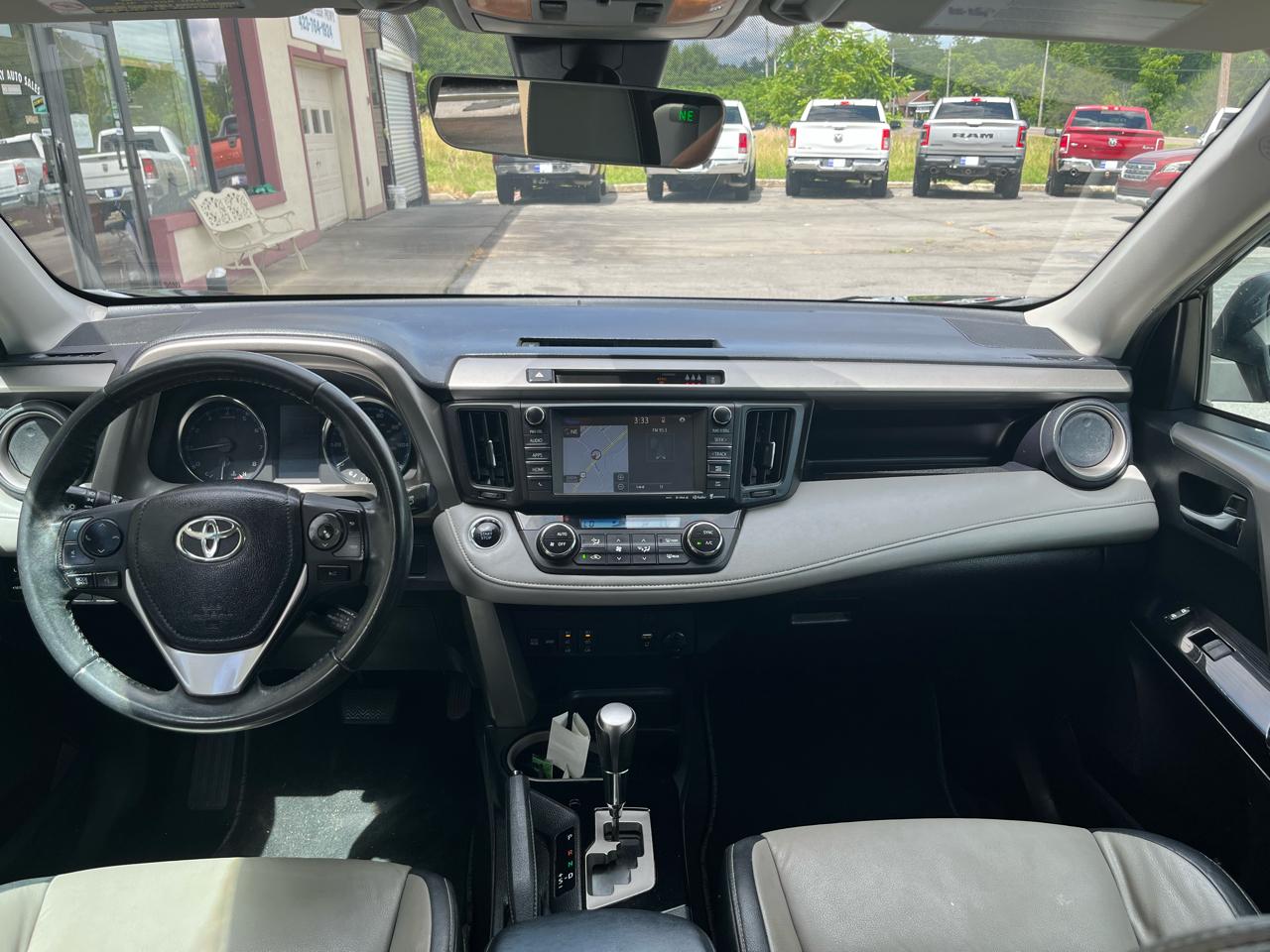 Toyota RAV4 Limited AWD 2018
