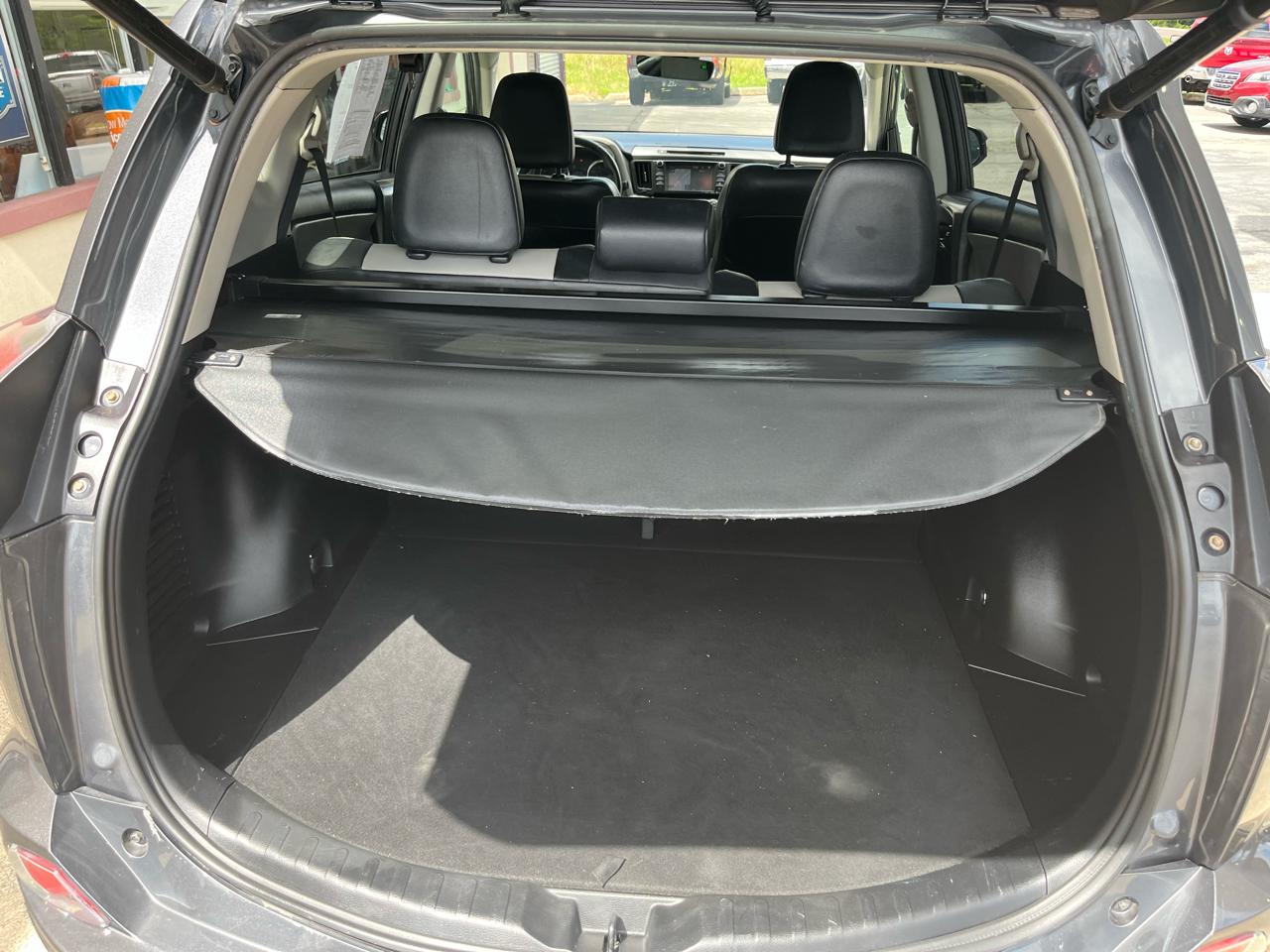 Toyota RAV4 Limited AWD 2018