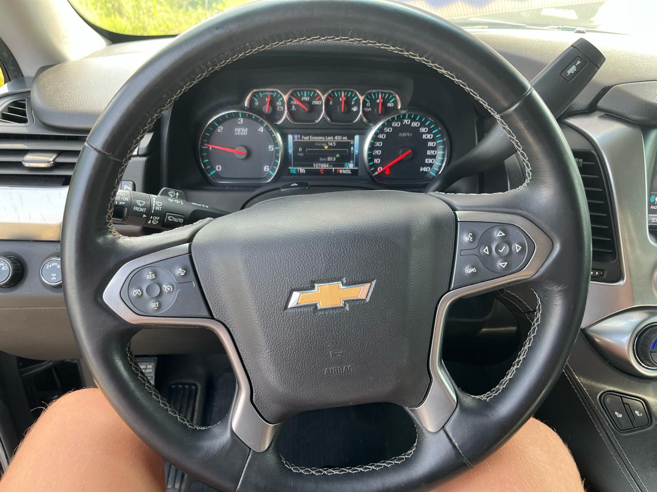 Chevrolet Suburban LT 4WD 2019