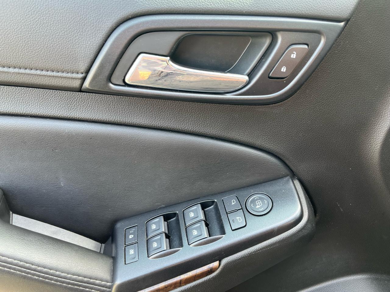 Chevrolet Suburban LT 4WD 2019