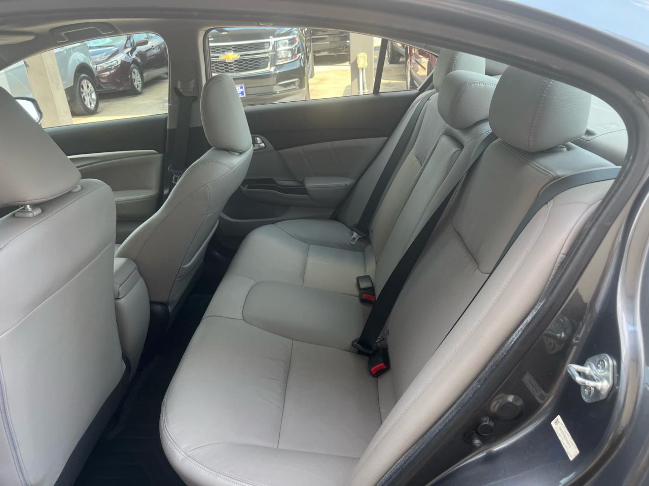 Honda Civic EX-L Sedan 5-Speed AT 2013