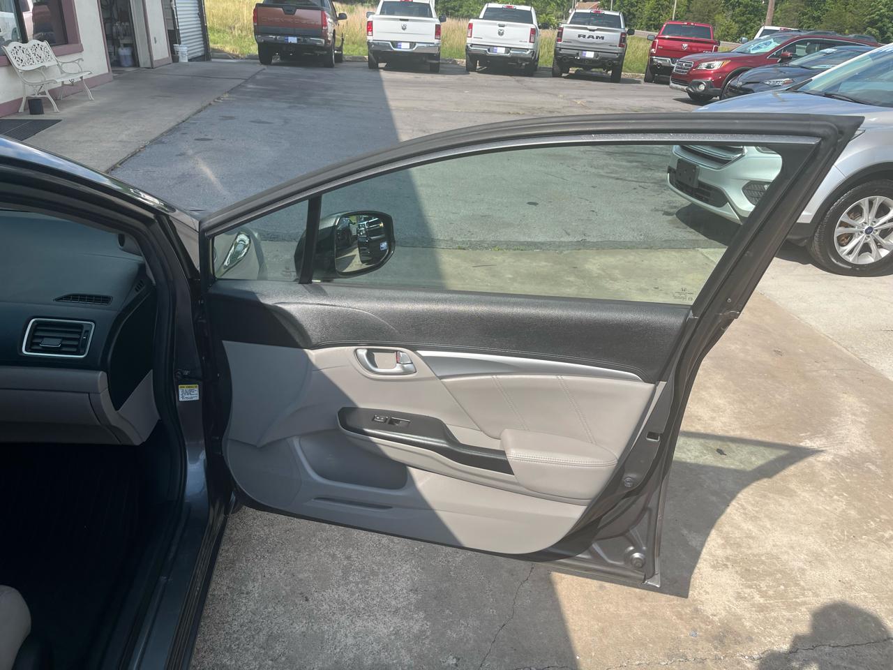 Honda Civic EX-L Sedan 5-Speed AT 2013