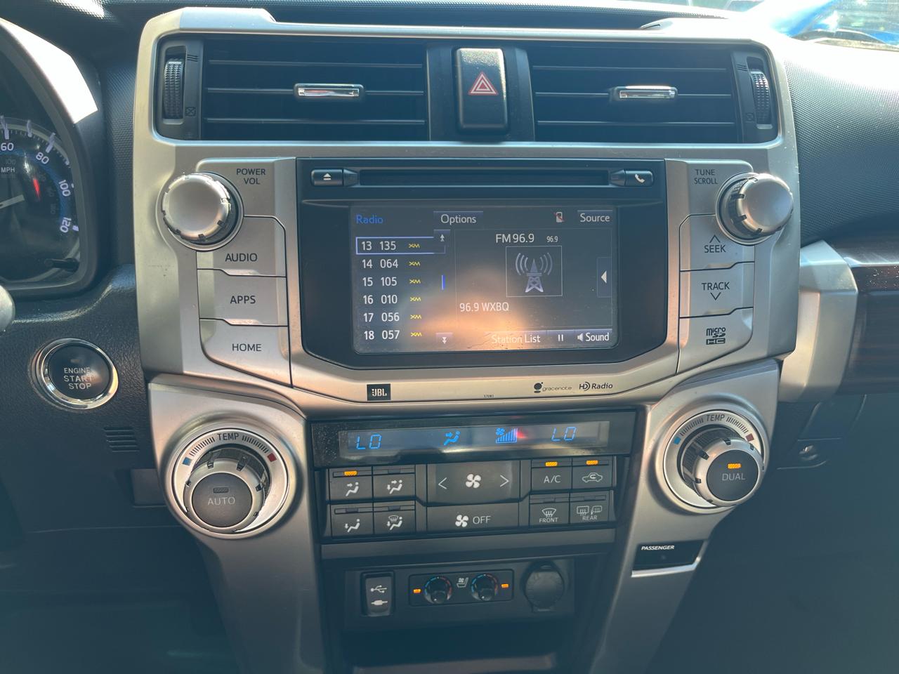 Toyota 4Runner SR5 4WD 2014