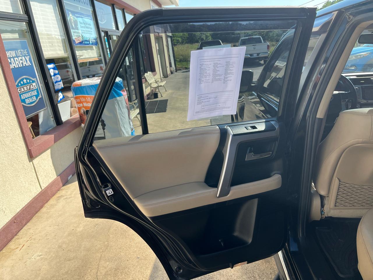 Toyota 4Runner SR5 4WD 2014