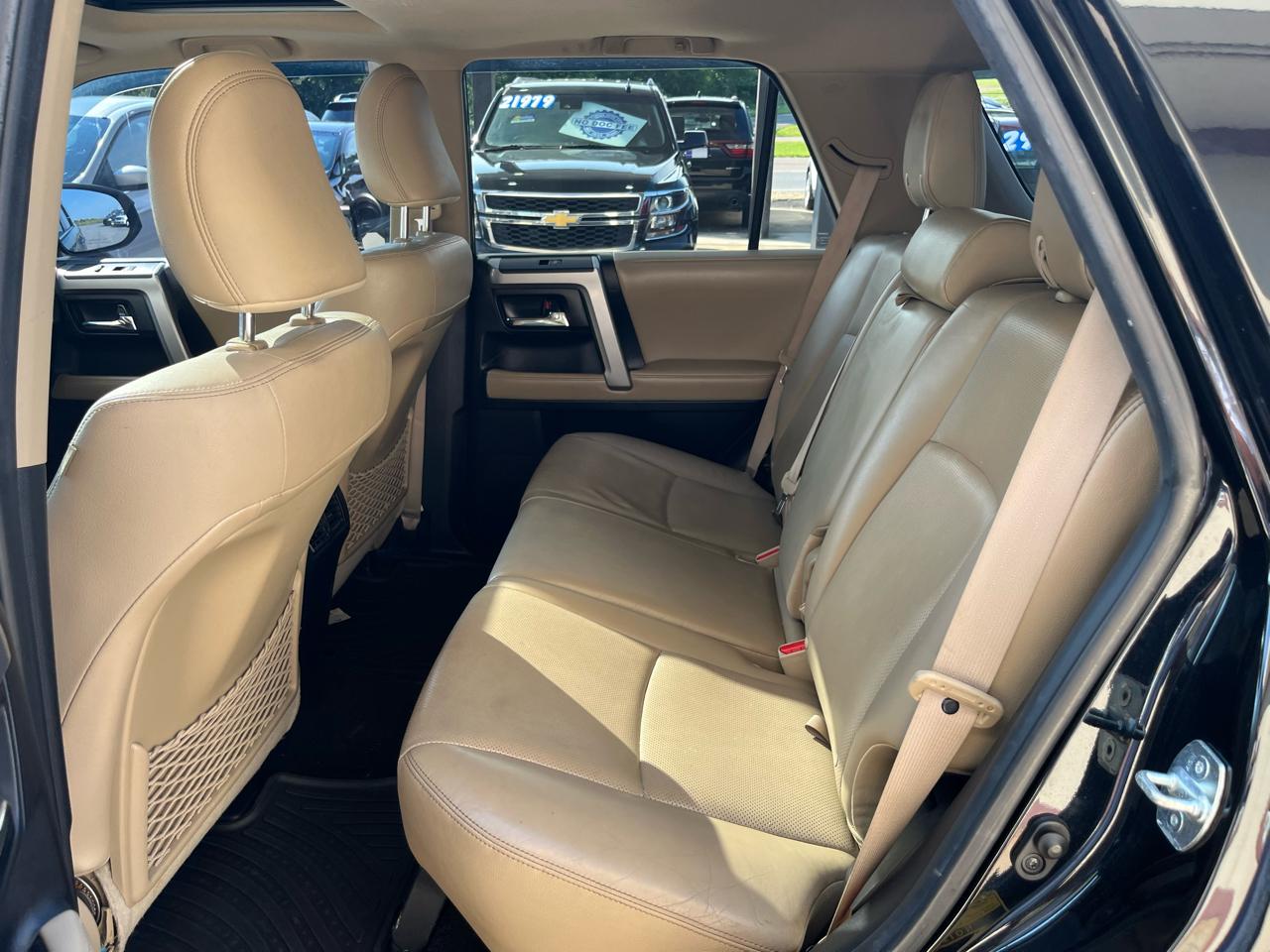 Toyota 4Runner SR5 4WD 2014