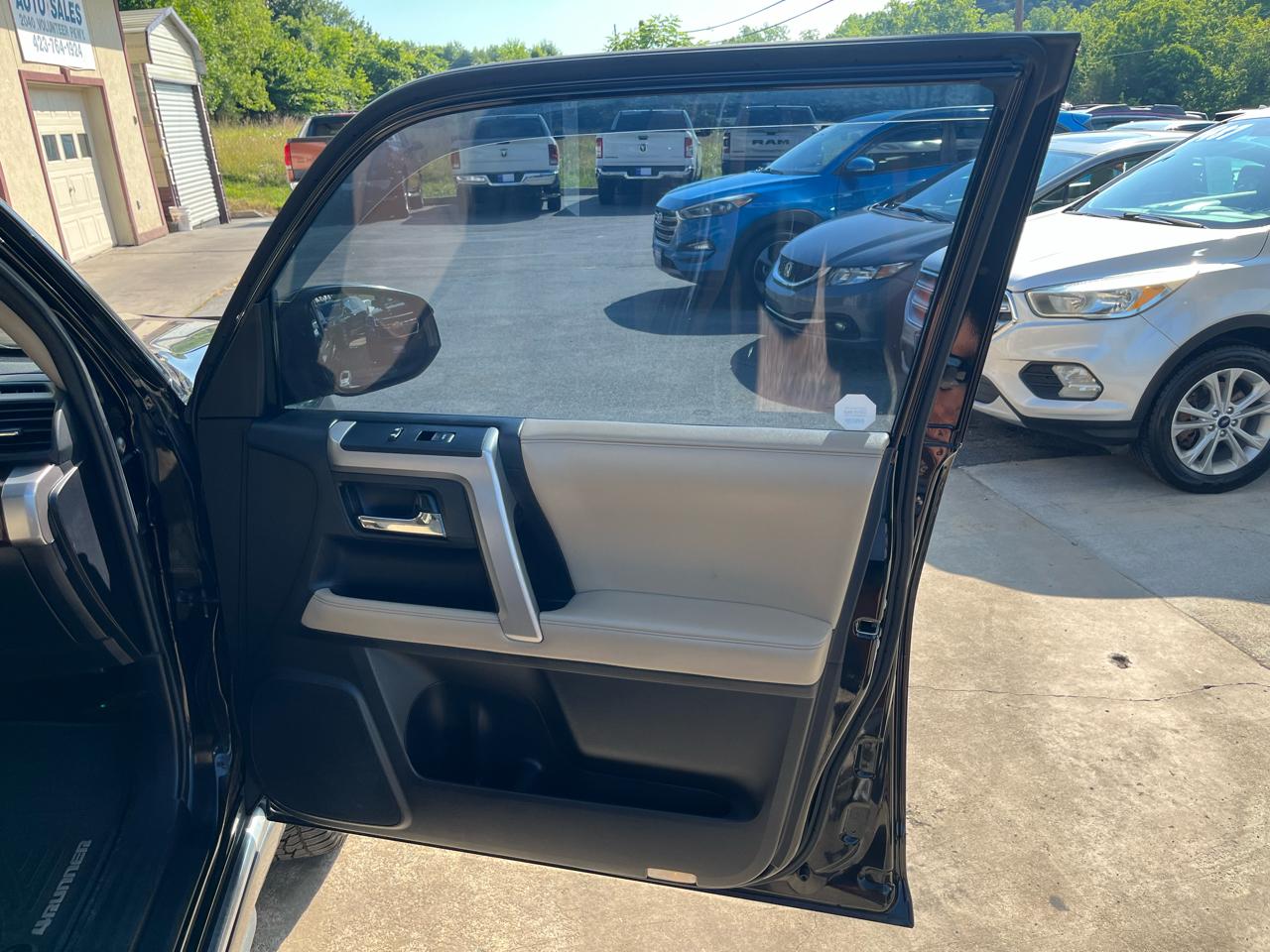 Toyota 4Runner SR5 4WD 2014