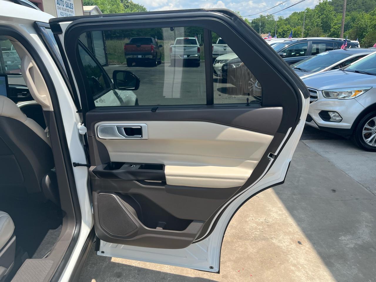 Ford Explorer Platinum AWD 2020