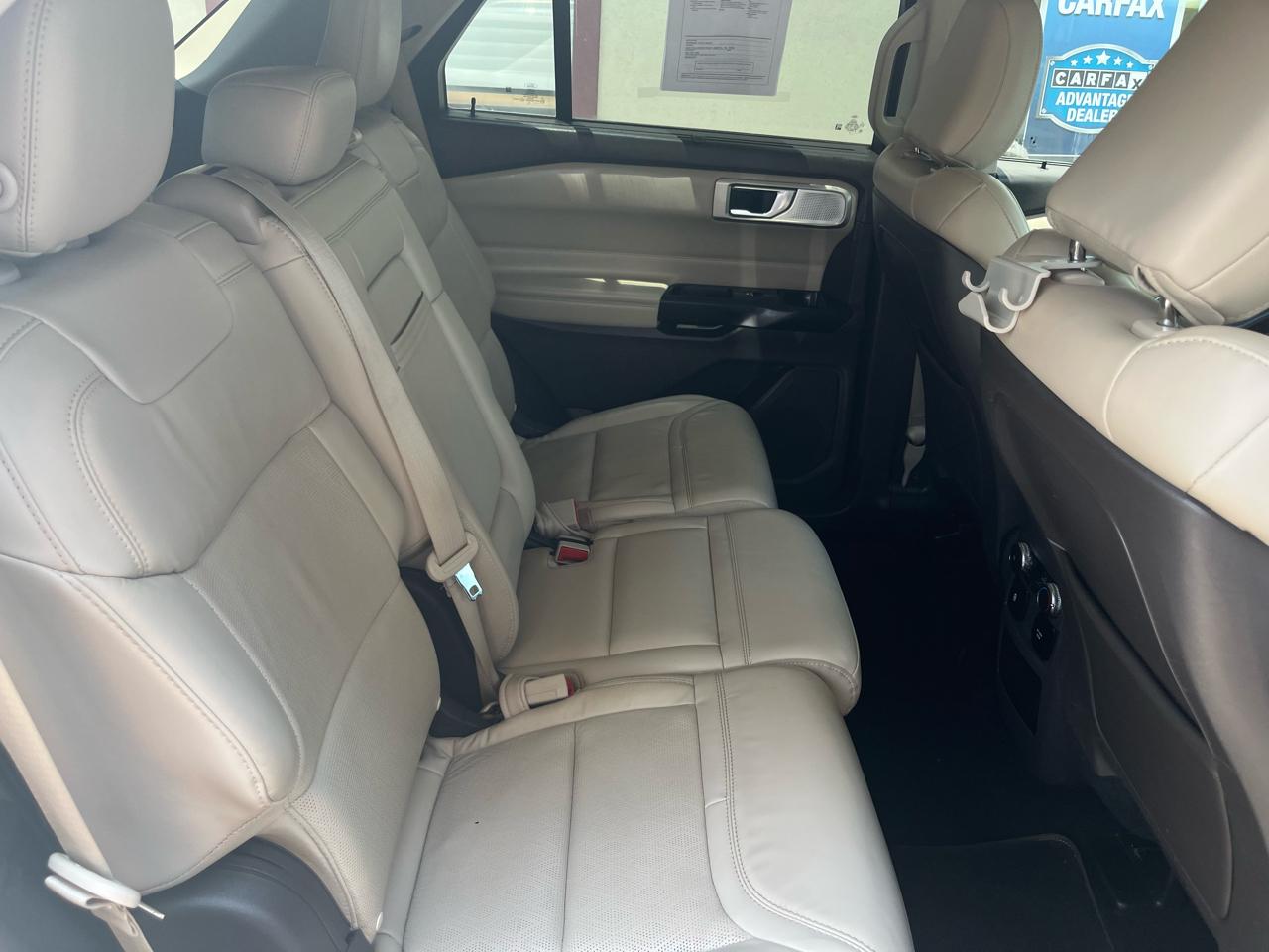 Ford Explorer Platinum AWD 2020