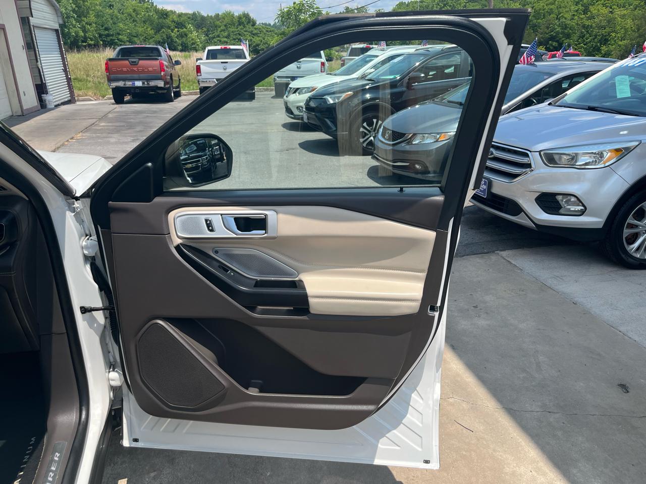 Ford Explorer Platinum AWD 2020
