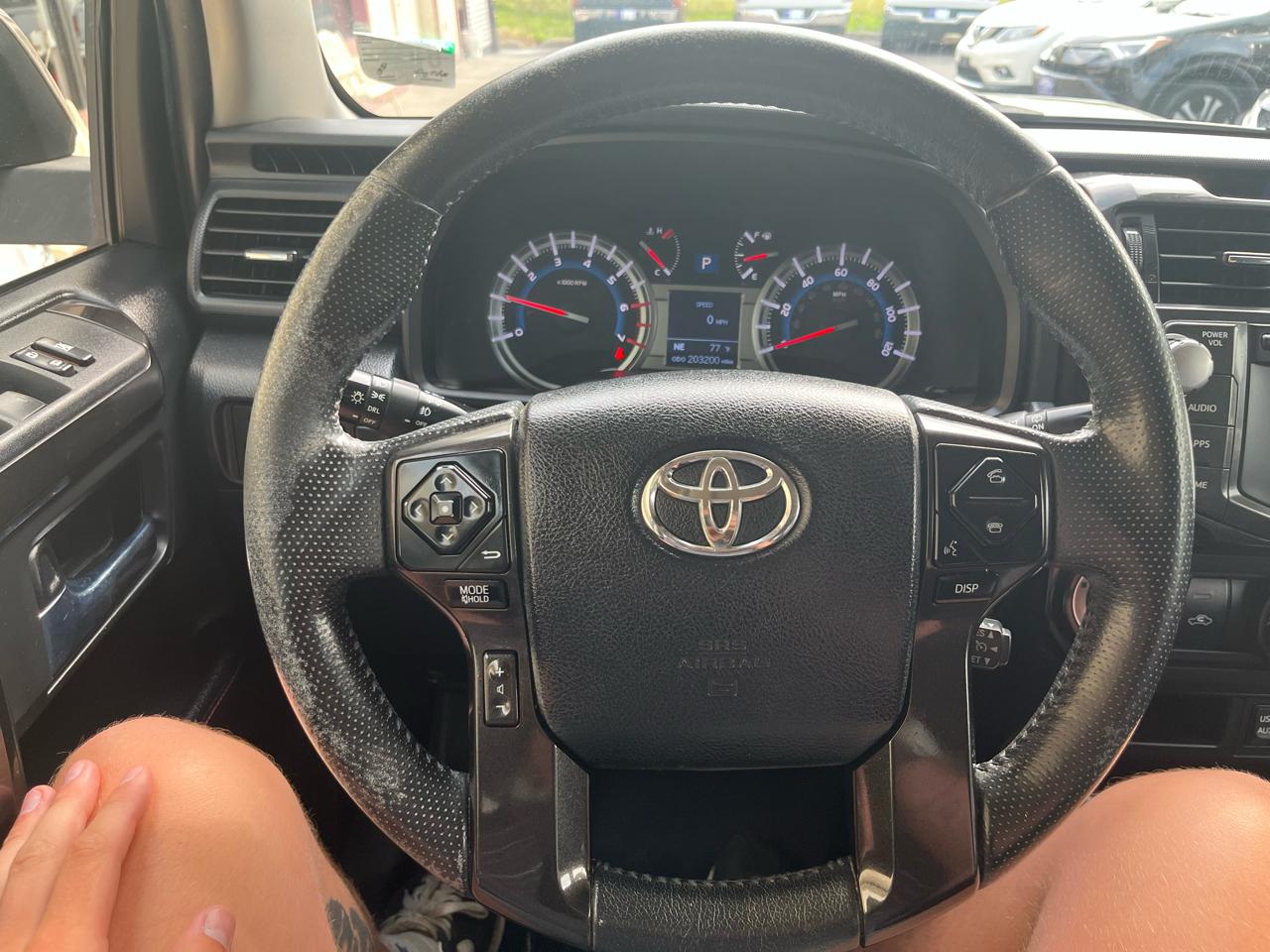 Toyota 4Runner SR5 4WD 2016