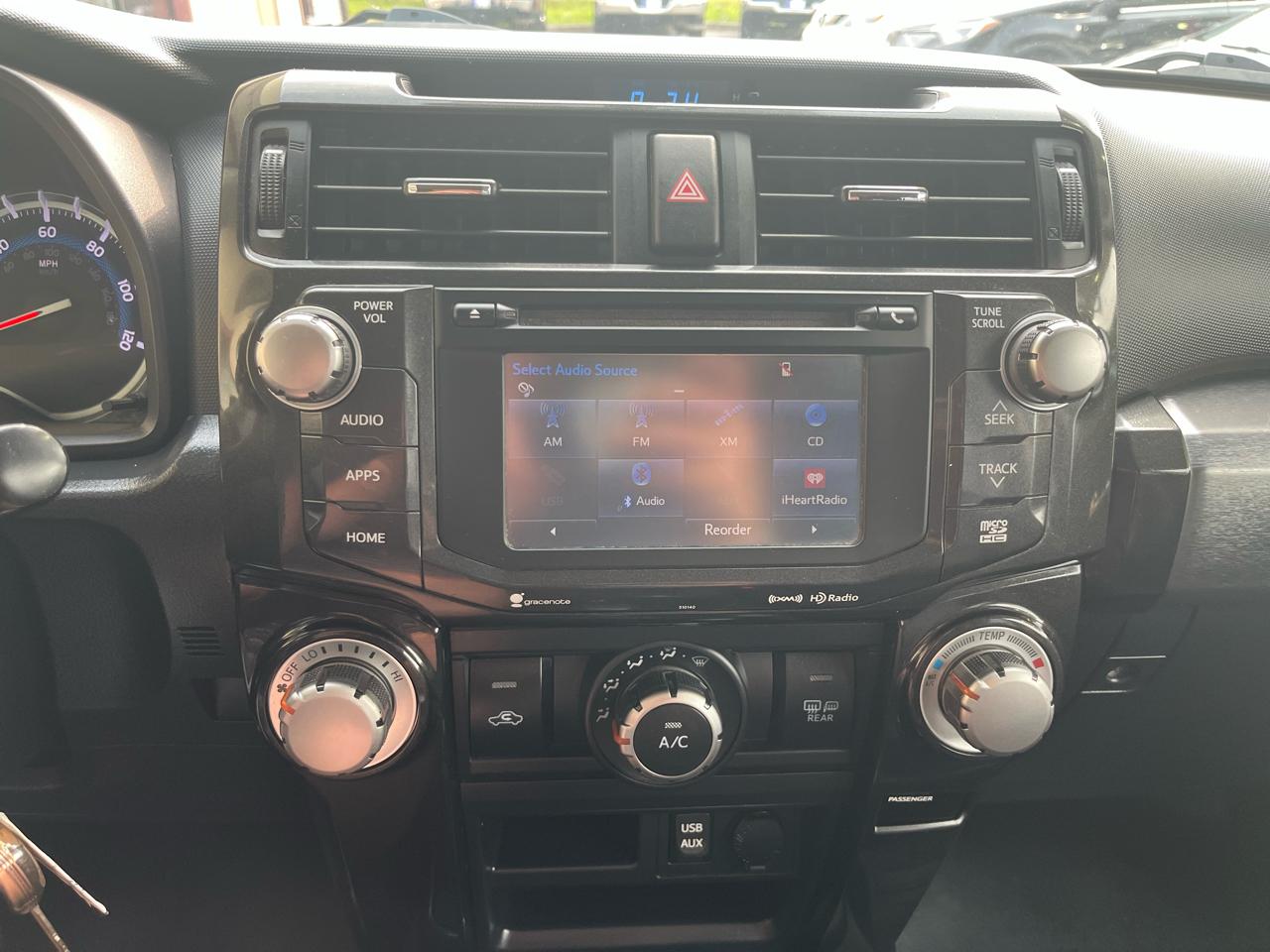Toyota 4Runner SR5 4WD 2016
