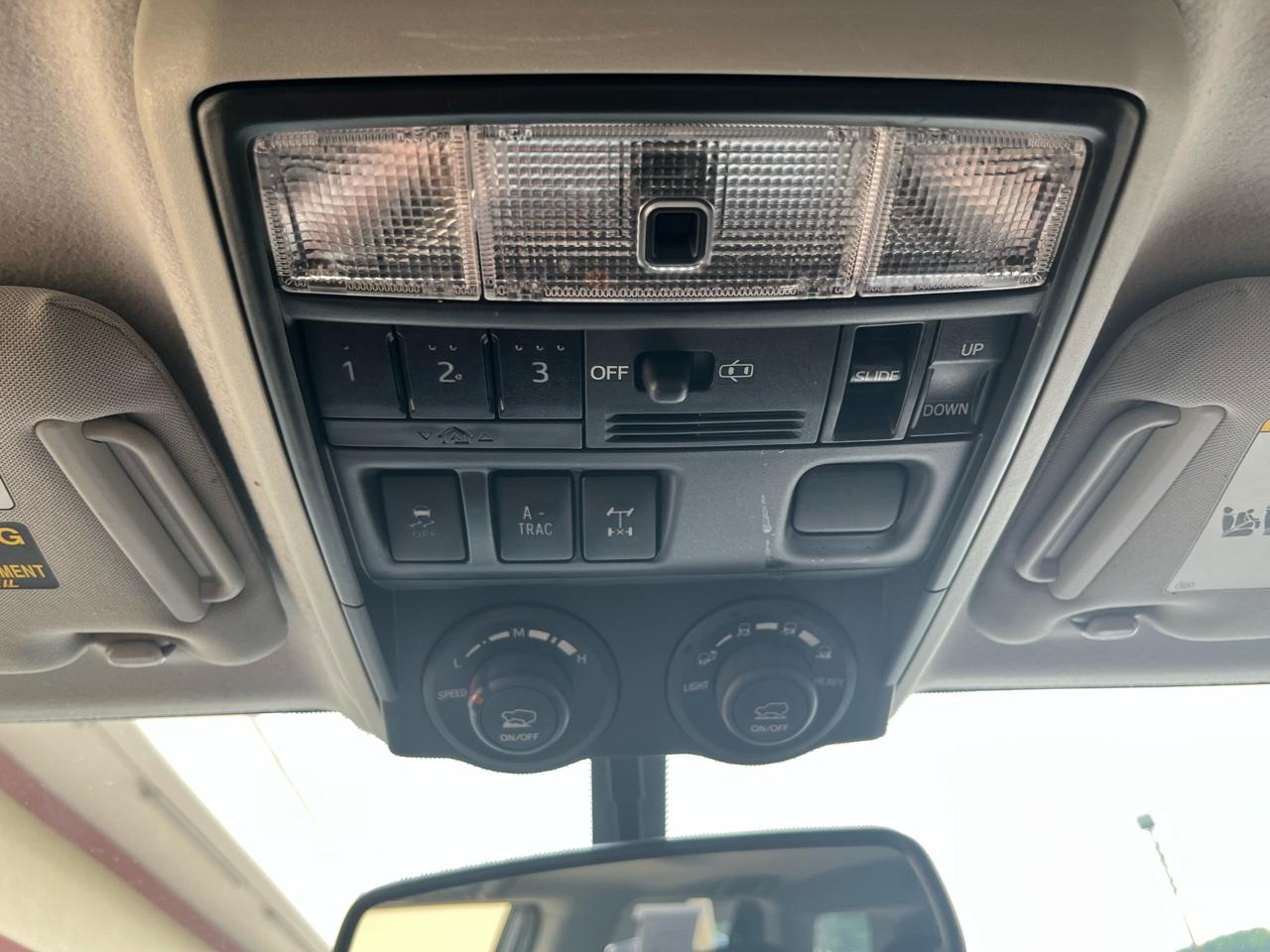 Toyota 4Runner SR5 4WD 2016