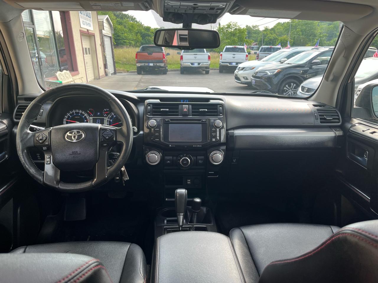 Toyota 4Runner SR5 4WD 2016