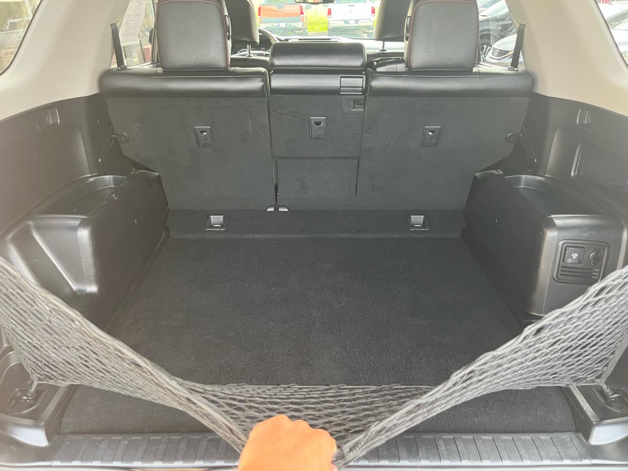 Toyota 4Runner SR5 4WD 2016