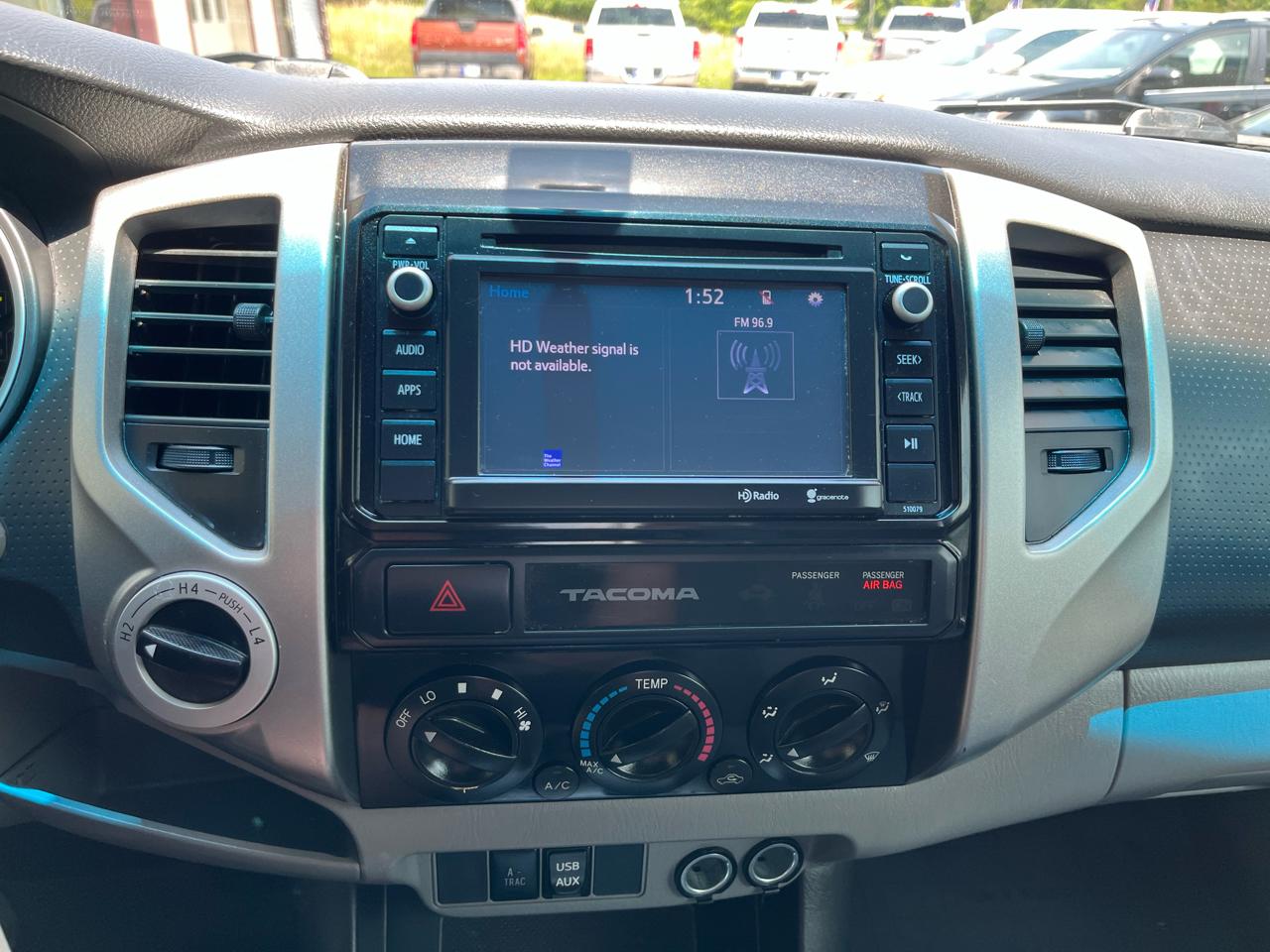 Toyota Tacoma Double Cab V6 6MT 4WD 2015