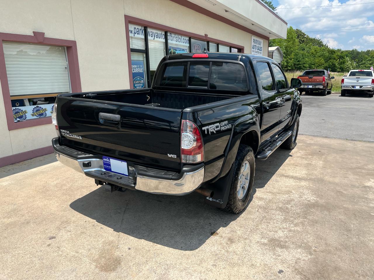 Toyota Tacoma Double Cab V6 6MT 4WD 2015