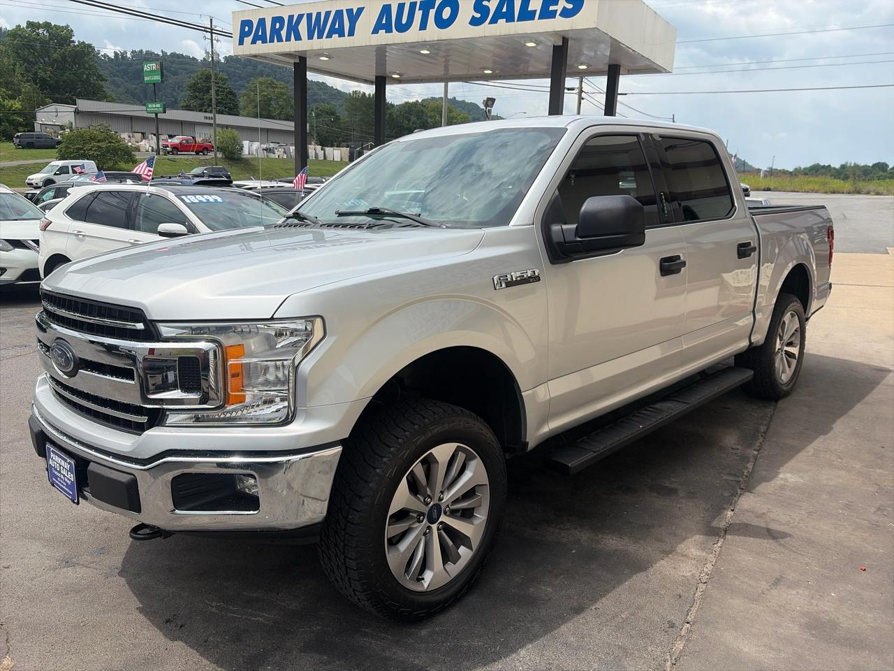 Ford F-150 XL SuperCrew 5.5-ft. Bed 4WD 2018