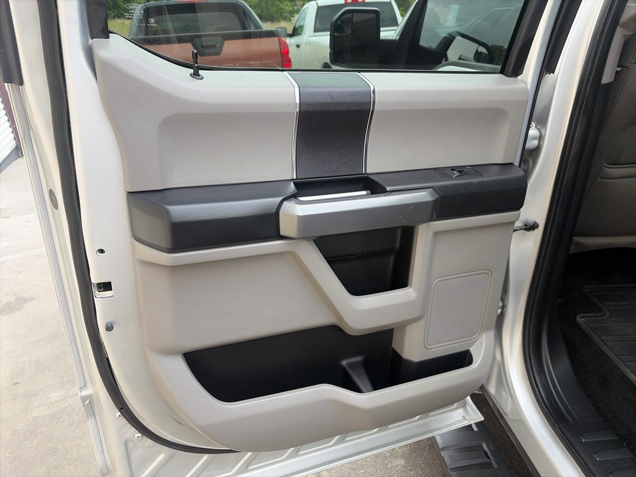 Ford F-150 XL SuperCrew 5.5-ft. Bed 4WD 2018