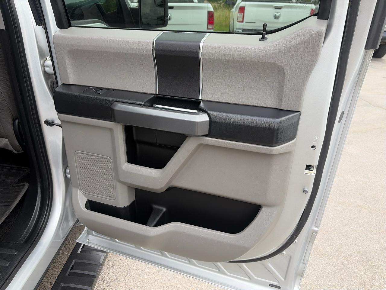 Ford F-150 XL SuperCrew 5.5-ft. Bed 4WD 2018