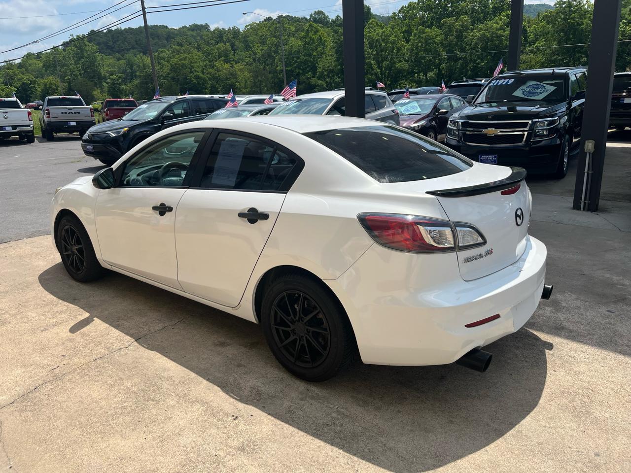 Mazda MAZDA3 i Touring 4-door 2012