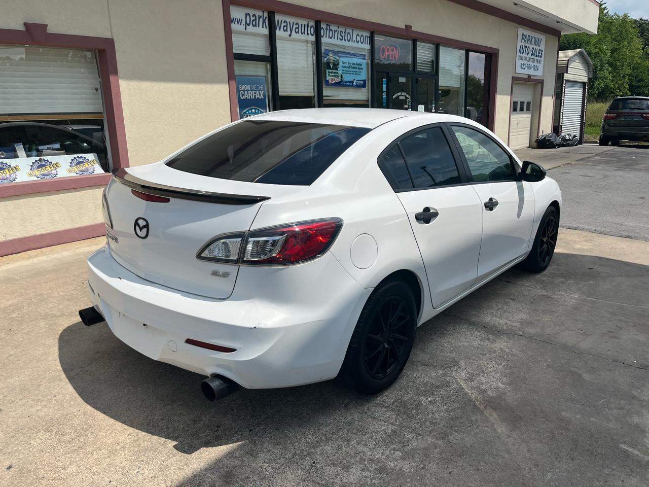 Mazda MAZDA3 i Touring 4-door 2012