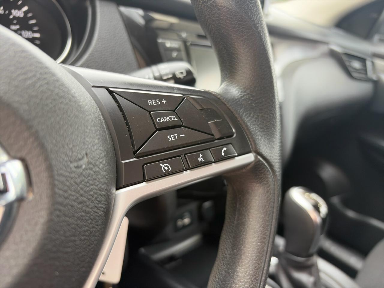 Nissan Rogue Sport  2021