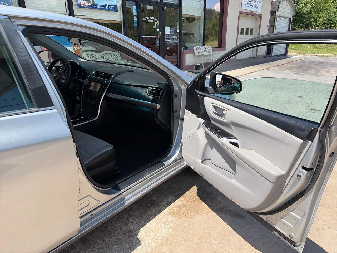 Toyota Camry  2016