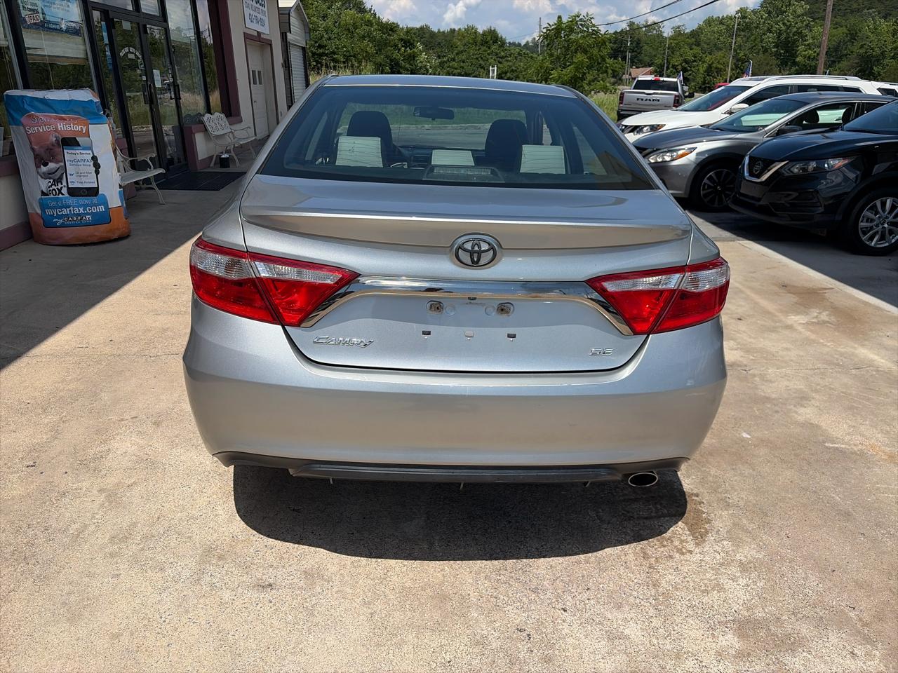 Toyota Camry  2016