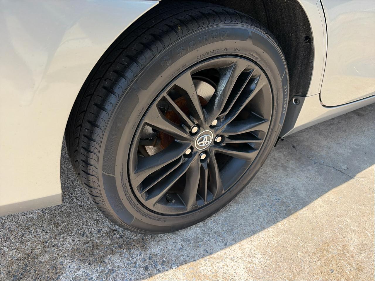 Toyota Camry  2016
