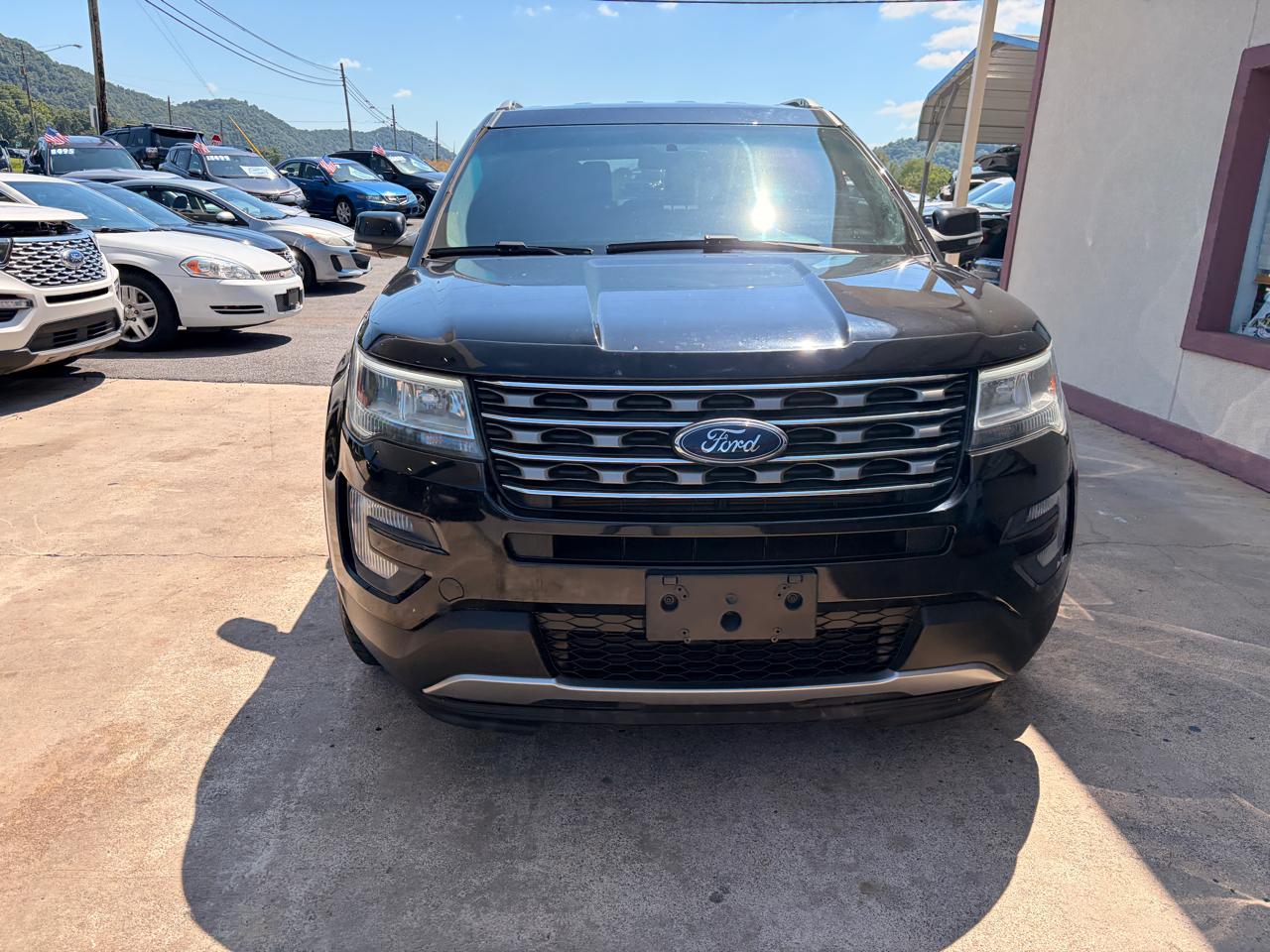 Ford Explorer XLT 4WD 2017