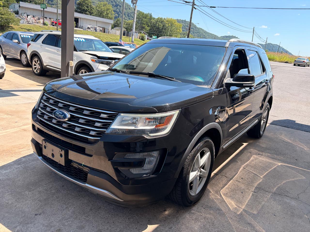 Ford Explorer XLT 4WD 2017