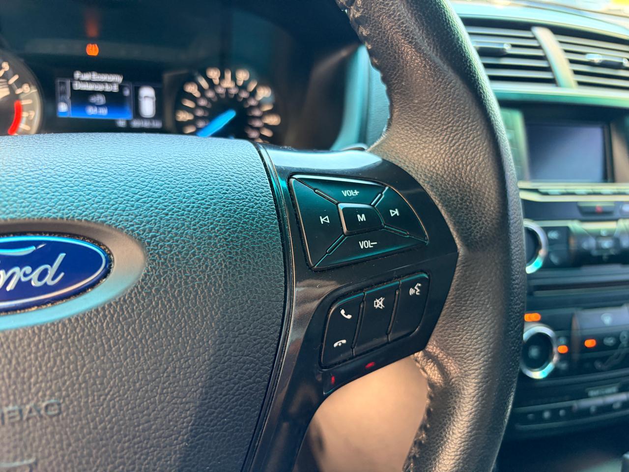 Ford Explorer XLT 4WD 2017