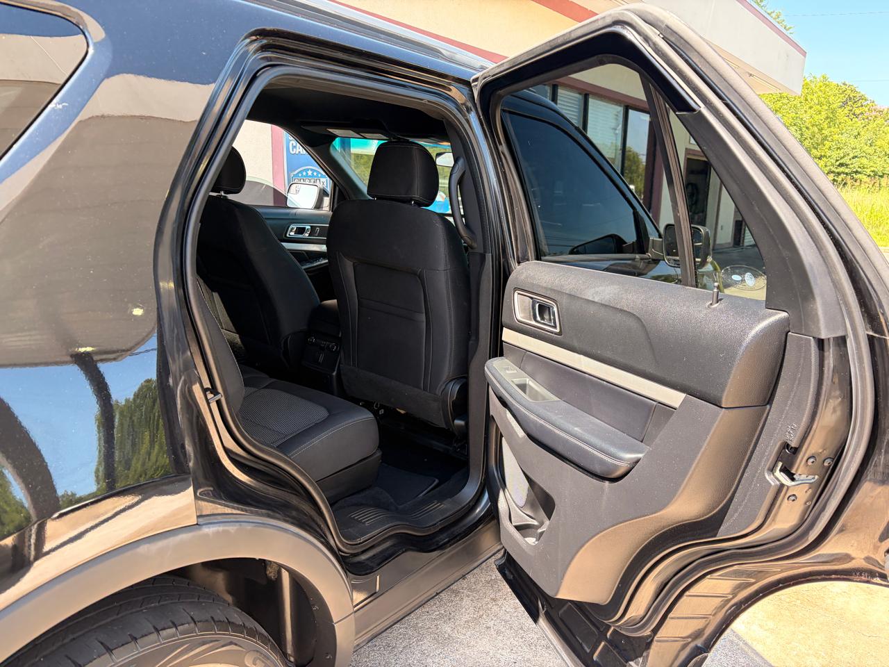 Ford Explorer XLT 4WD 2017