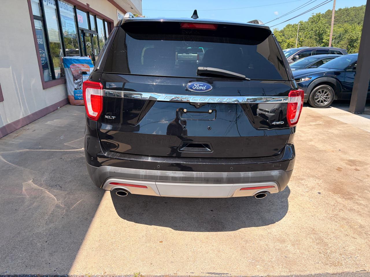 Ford Explorer XLT 4WD 2017