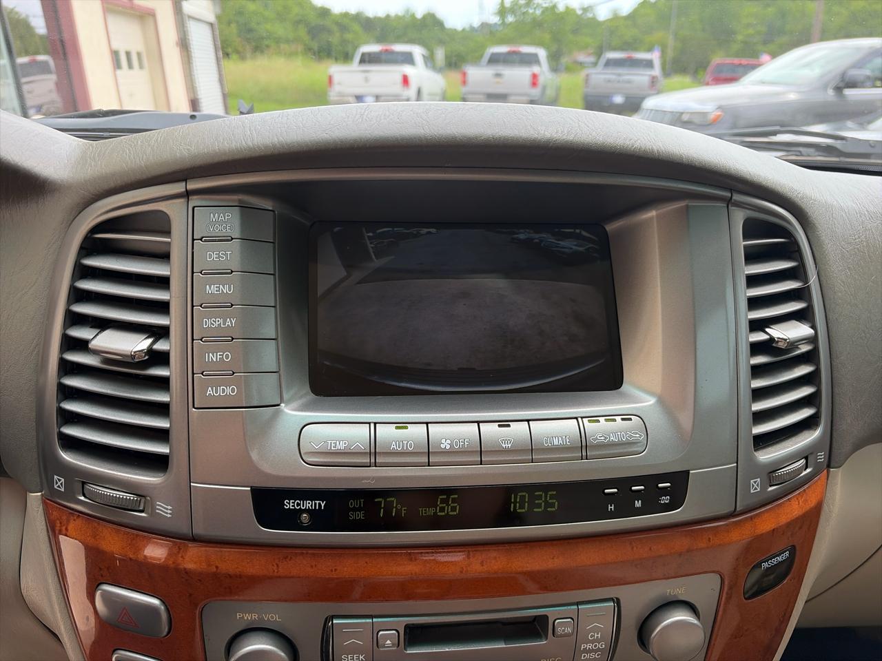 Lexus LX 470 Sport Utility 2006