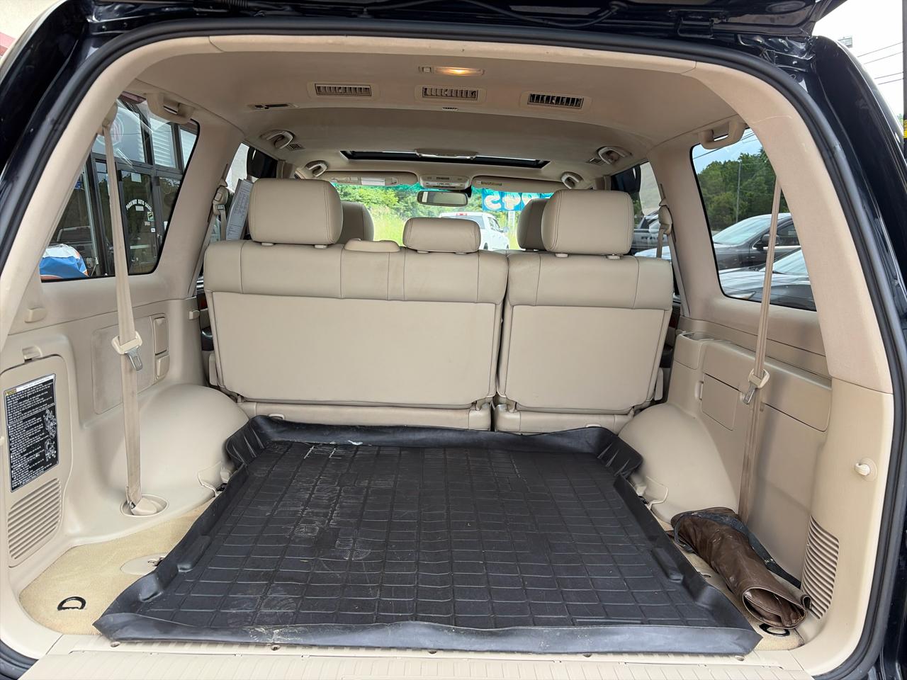 Lexus LX 470 Sport Utility 2006
