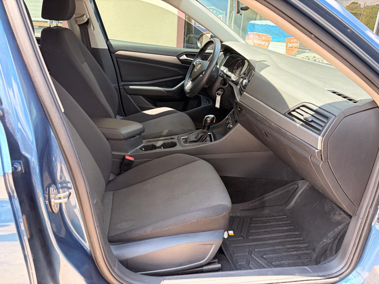 Volkswagen Jetta 1.4T S 8A 2021