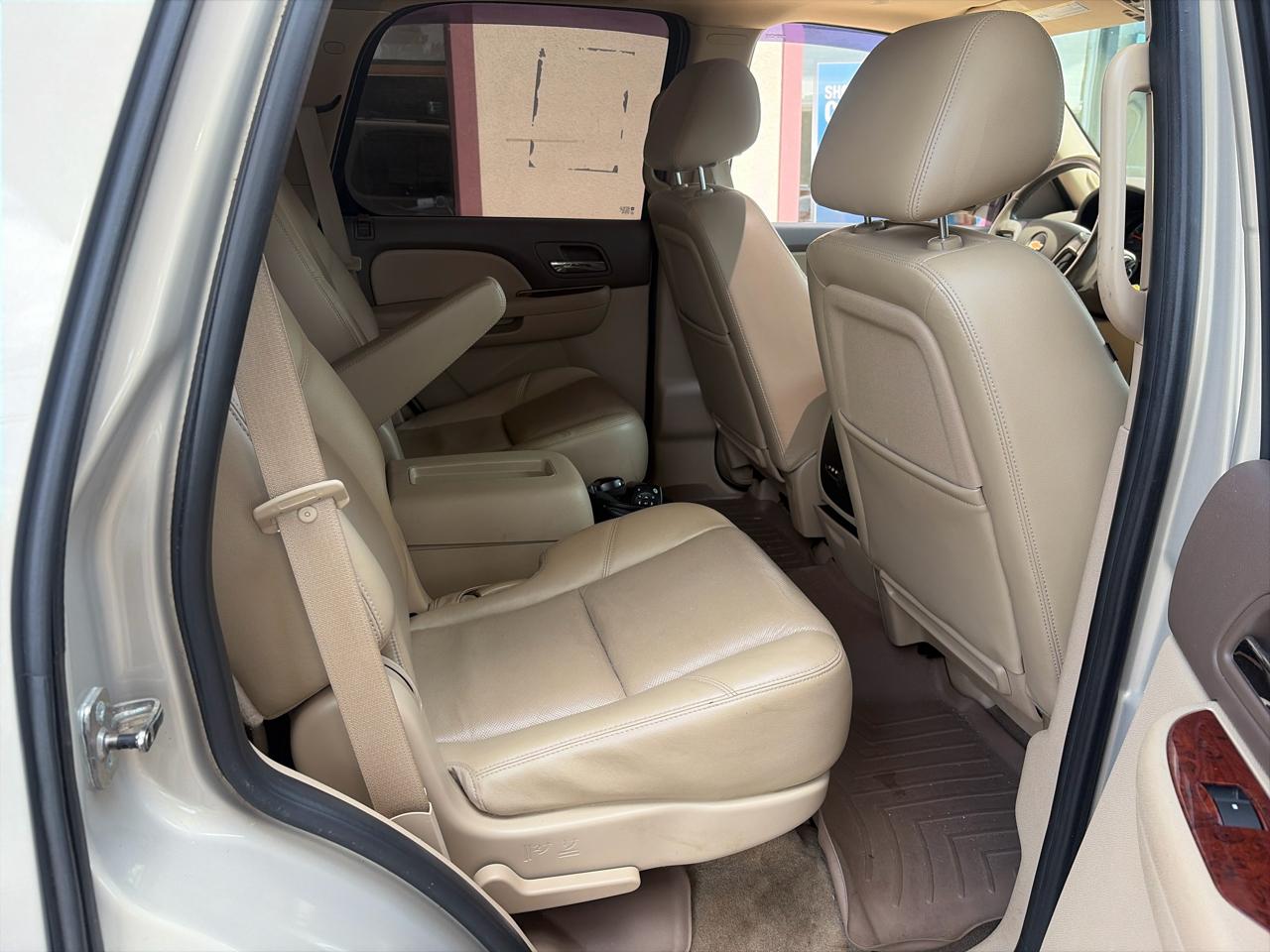 Chevrolet Tahoe LTZ 4WD 2011