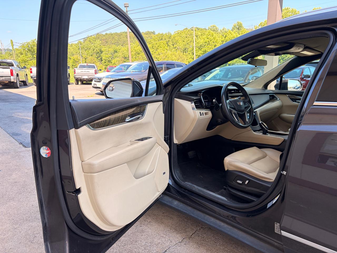 Cadillac XT5 Base 2017